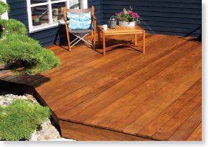 Deck Oil Preserves Wood