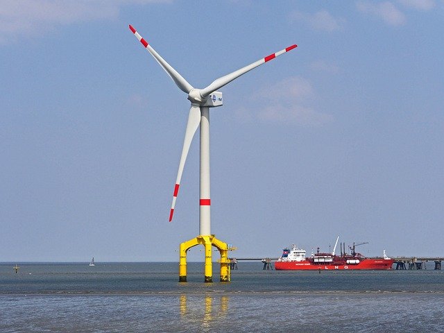 vertical-axis wind turbine